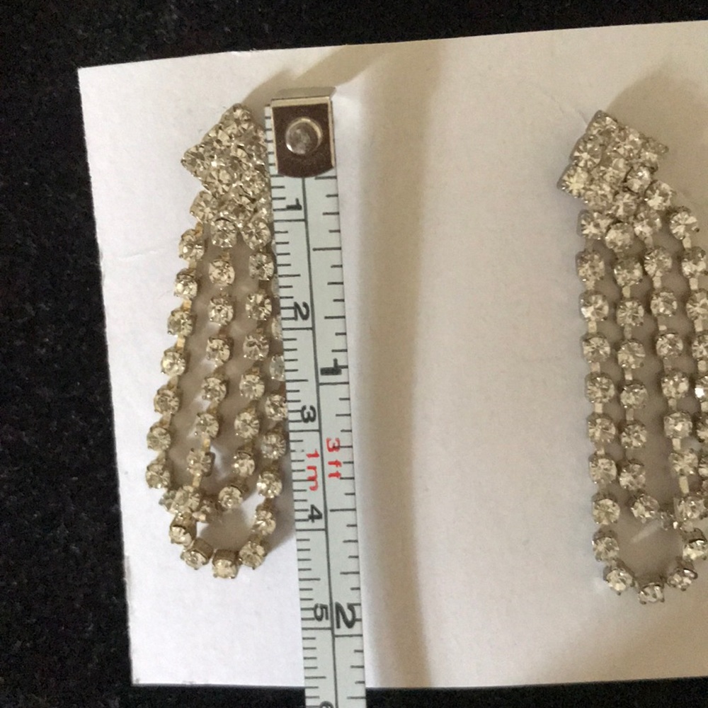 Diamond/Crystal Costume Necklace and Earrings - Picture 13 of 14